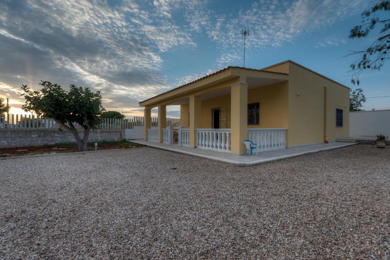 Villa Degli Oleandri By Latuapuglia San Pietro in Bevagna Extérieur photo